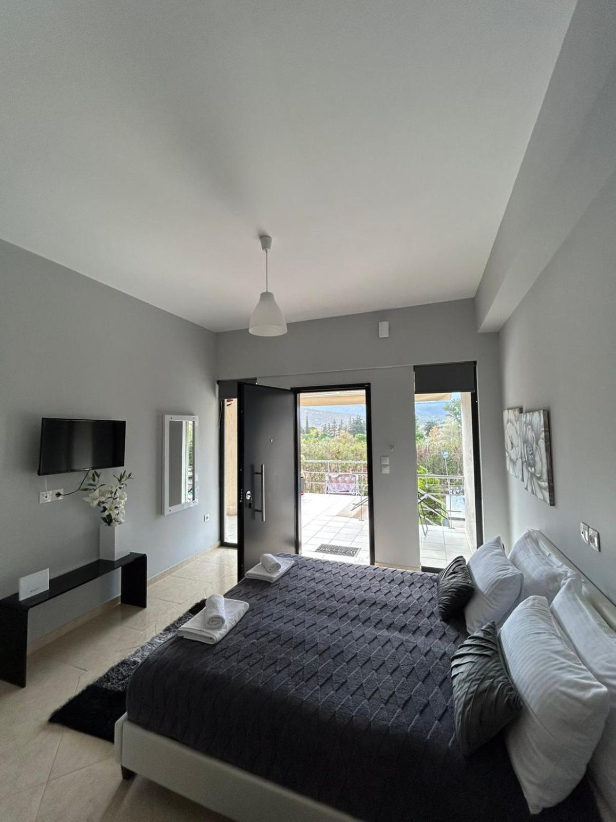 Villa Constangie Marathon  ภายนอก รูปภาพ